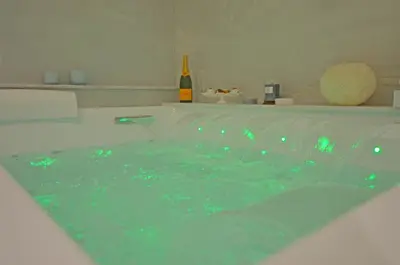 Planimetria di 7 BLU Casa vacanze con idromassaggio
