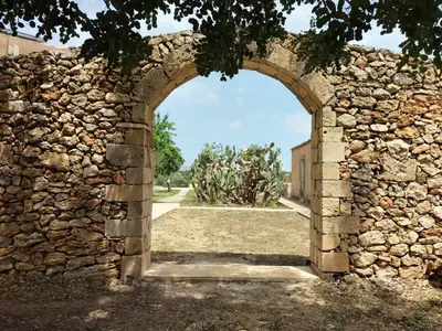 Planimetria di Farmhouse in Noto with Pool and Garden