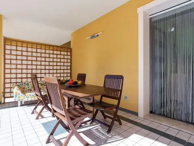 Planimetria di Seaside Apartment with BBQ & Garden