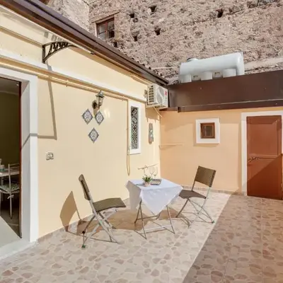 GuestHost - Casa Marinella - Flat with Terrace