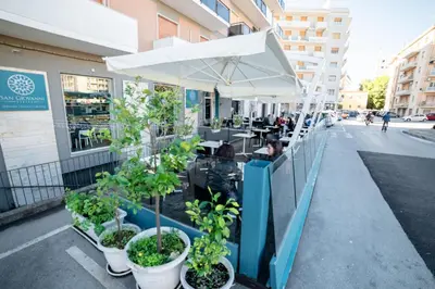 Ristorante o altro punto ristoro di GuestHost - Archaeological Park Apartment