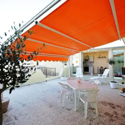 RE SOLE CASE VACANZE - Esclusivo Attico M A R T E con spaziosissima terrazza solarium attrezzata