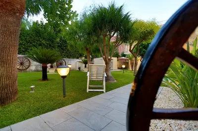 Giardino di RE SOLE La Dependance - Casa vacanza M E R C U R I O