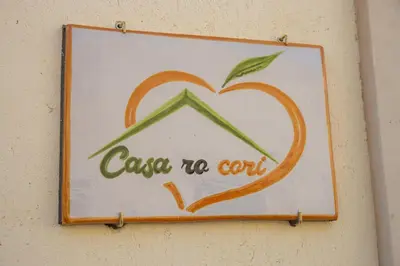 Certificato, attestato, insegna o altro documento esposto da Casa ro cori, 10 minuti a piedi dalla Cattedrale