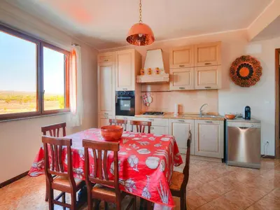 Cucina o angolo cottura di Holiday home with private pool, Florida