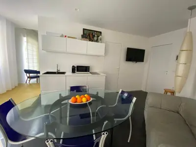 TV o dispositivi per l'intrattenimento presso Casa Genia a due passi dal Teatro Greco