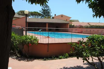 Piscina di Le Dune Residence o nelle vicinanze