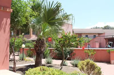 Giardino di Le Dune Residence