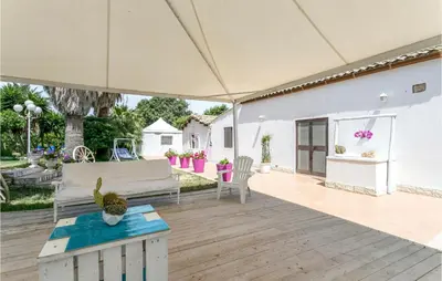 Giardino di 1 Bedroom Lovely Apartment In Pachino