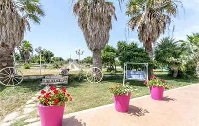 Giardino di 1 Bedroom Lovely Apartment In Pachino