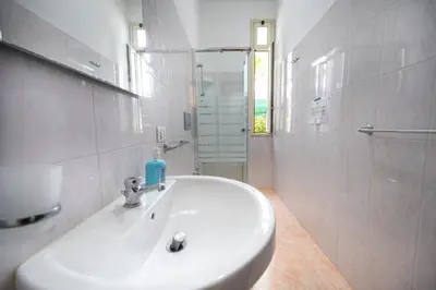Bagno di Paradise Beach Gallina