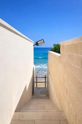 Vista generica sul mare o vista sul mare dall'interno della casa vacanze