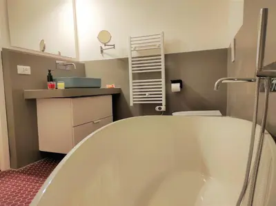 Bagno di Suite Bagnara- Ortigia Holidays