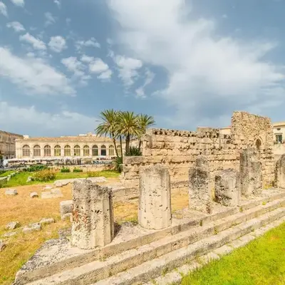 GuestHost - Ortigia and Temple of Apollo Apartments