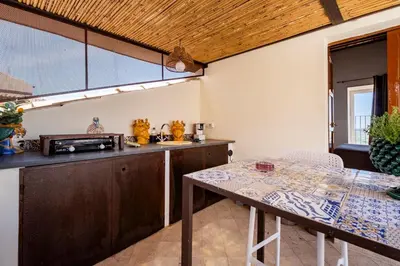 Cucina o angolo cottura di La Finestra su Noto