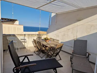 Balcone o terrazza di SEA-VIEW TERRACE & BIKES Moon Ortigia Holiday Home