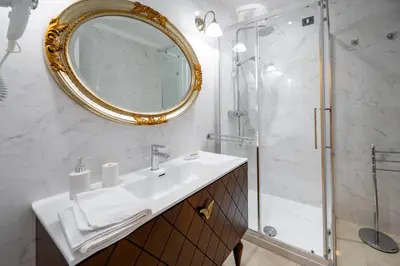 Bagno di Villa Floyd Charming Rooms B&B