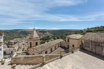 Paesaggio naturale nelle vicinanze della casa vacanze