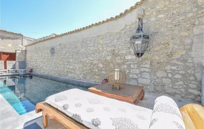 Piscina di Lovely Home In Palazzolo Acreide o nelle vicinanze