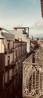 Vista generica su Catania o vista sulla città dall'interno del bed & breakfast