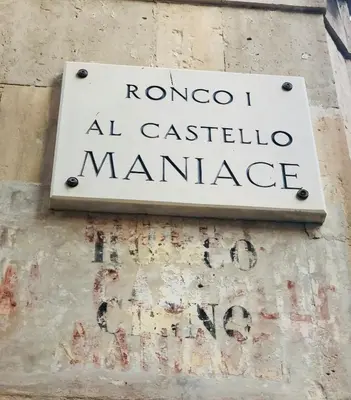 Certificato, attestato, insegna o altro documento esposto da La casa di Miriam