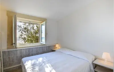 Letto o letti in una camera di Beautiful Home In Siracusa With Wifi