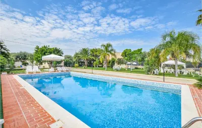 Piscina di Amazing Home In Siracusa With Wifi o nelle vicinanze