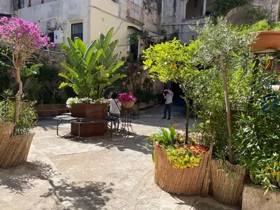 Giardino di Case Mirabella in Ortigia