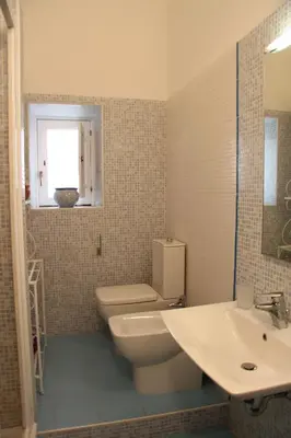 Bagno di Casa Vacanza Icaros, Ortigia hictoric center, 200 mt from the beach