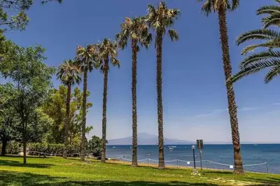 Paesaggio naturale nelle vicinanze della casa vacanze