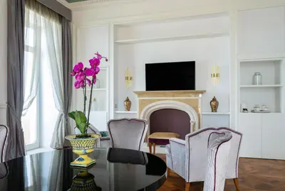 TV o dispositivi per l'intrattenimento presso Grand Hotel Des Etrangers- The Leading Hotels of the World