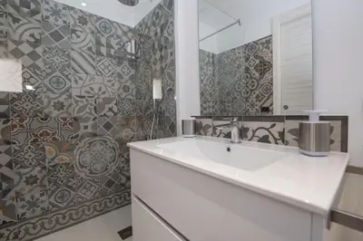 Bagno di Casa Elia: Locazione Breve