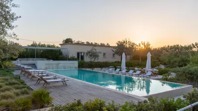 Piscina di VILLA PASSO DEGLI AIRONI 12, Emma Villas o nelle vicinanze