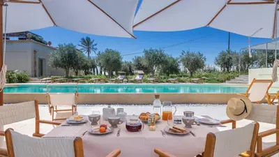 Piscina di VILLA PASSO DEGLI AIRONI 12, Emma Villas o nelle vicinanze
