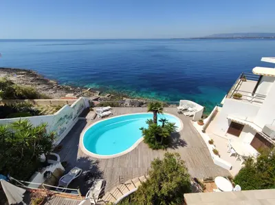 Piscina di La Rosa Sul Mare o nelle vicinanze