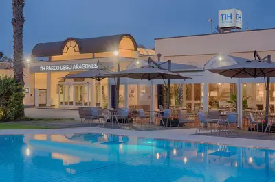 Piscina di NH Catania Parco degli Aragonesi o nelle vicinanze