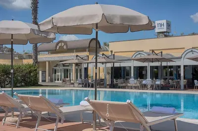 Piscina di NH Catania Parco degli Aragonesi o nelle vicinanze