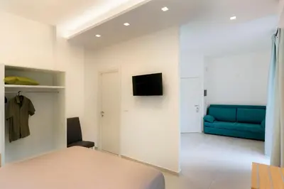 TV o dispositivi per l'intrattenimento presso Syraka Camere