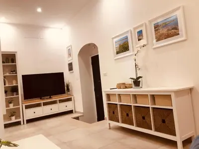 TV o dispositivi per l'intrattenimento presso Tannur Del Carmine