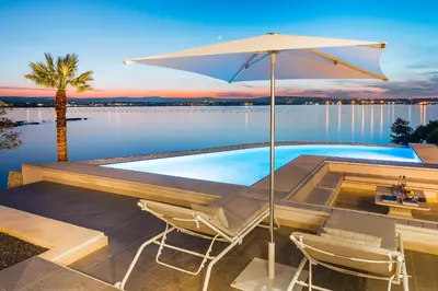 Piscina di Artemare o nelle vicinanze