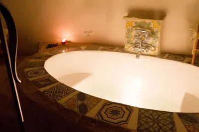 Bagno di Case degli Avi 2, antico abitare in grotta