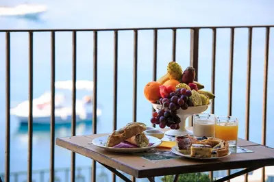 Cibo presso l'hotel o nelle vicinanze