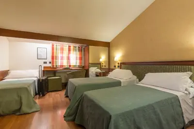 Letto o letti in una camera di Hotel Montreal