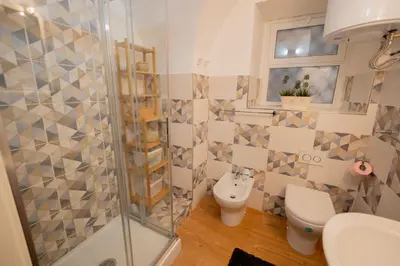 Bagno di Lavika Home