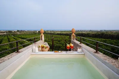 Piscina di Hotel Villa Favorita o nelle vicinanze