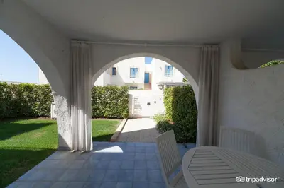 Giardino di Borgo Rio Favara Hotel Club