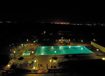 Piscina di Hotel Relax o nelle vicinanze