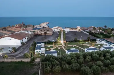 Paesaggio naturale nelle vicinanze dell'aparthotel