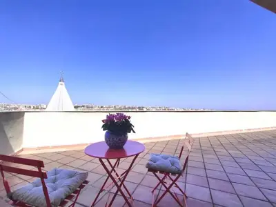 Balcone o terrazza di L'Attico - Stanza privata con bagno - Teatro Greco Siracusa