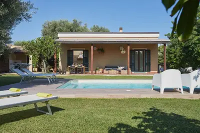 Piscina di Giardino Tropicale eco-friendly private pools o nelle vicinanze